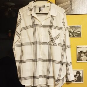 Black and white button down Size 14